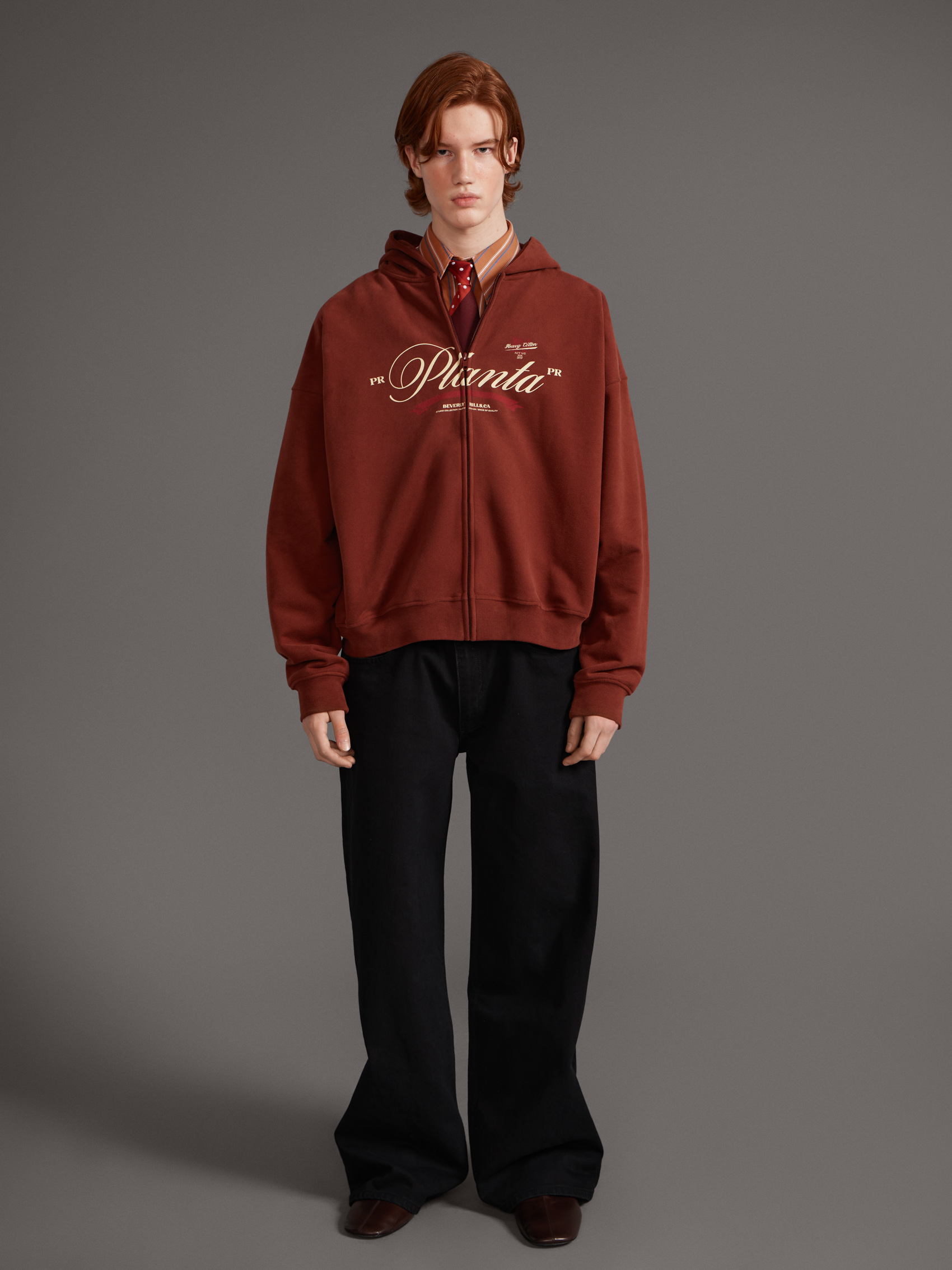 ITALIC-BOLD  ZIP HOODIE