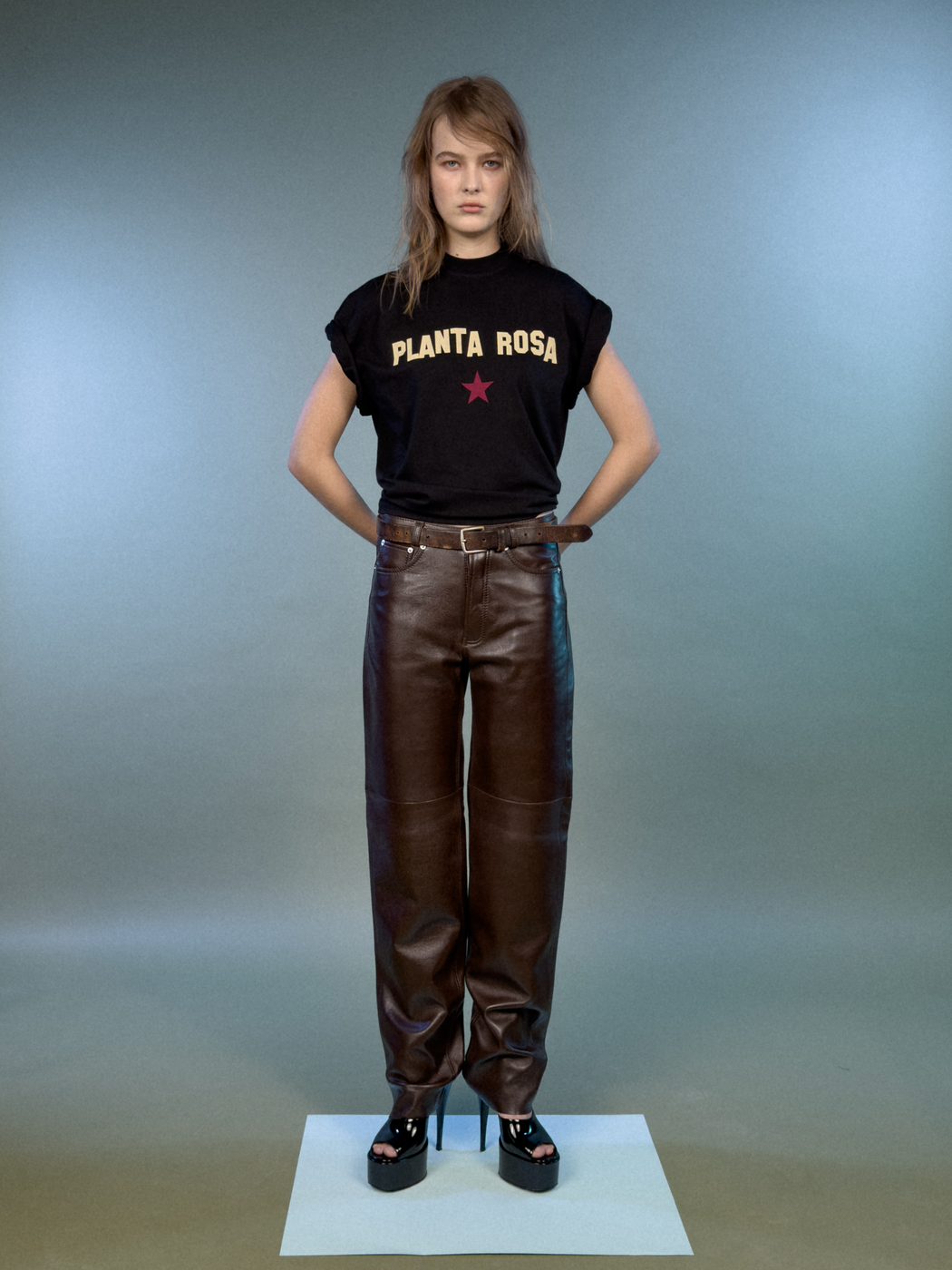 STAR T-SHIRT