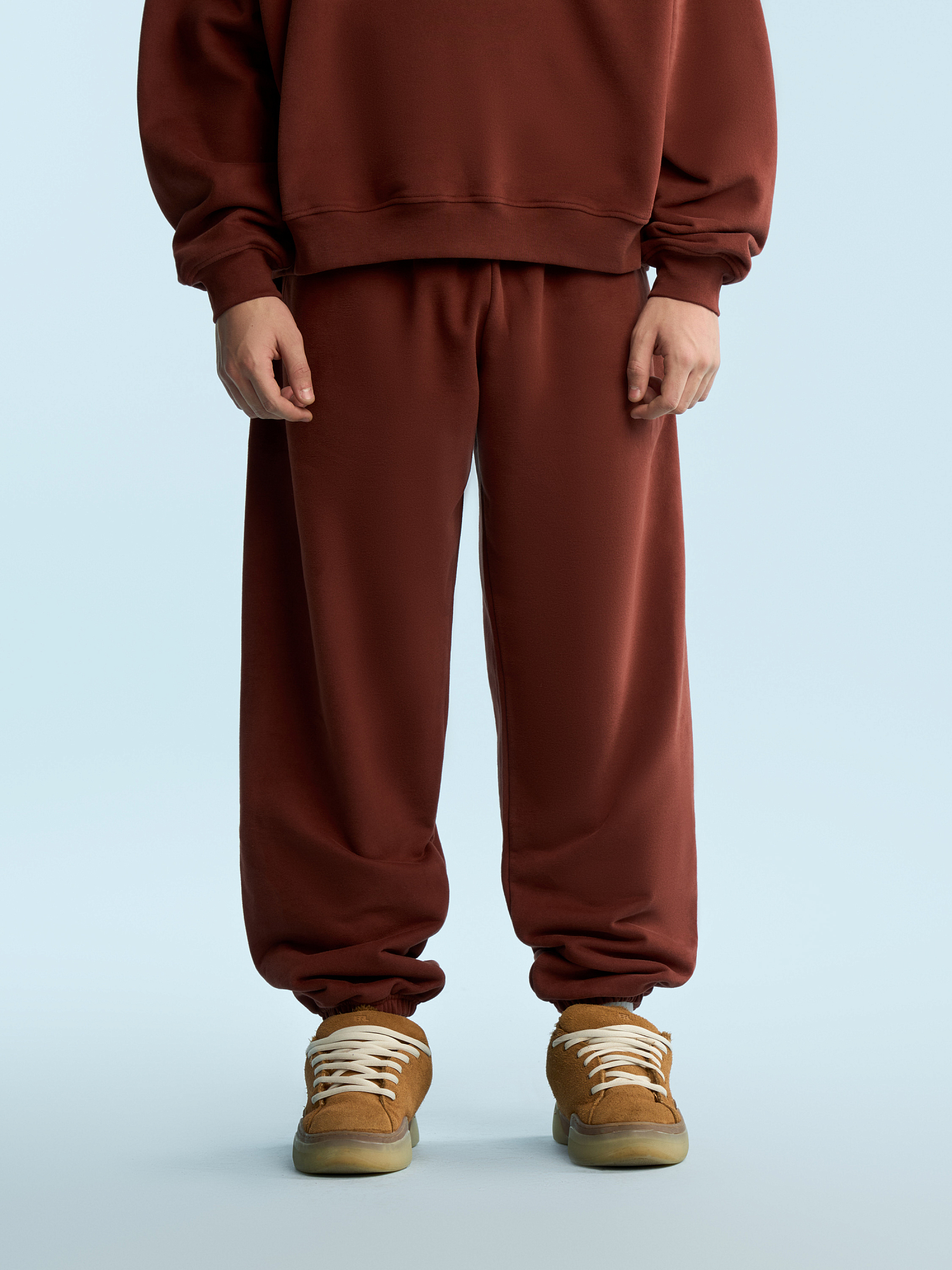 JOGGERS