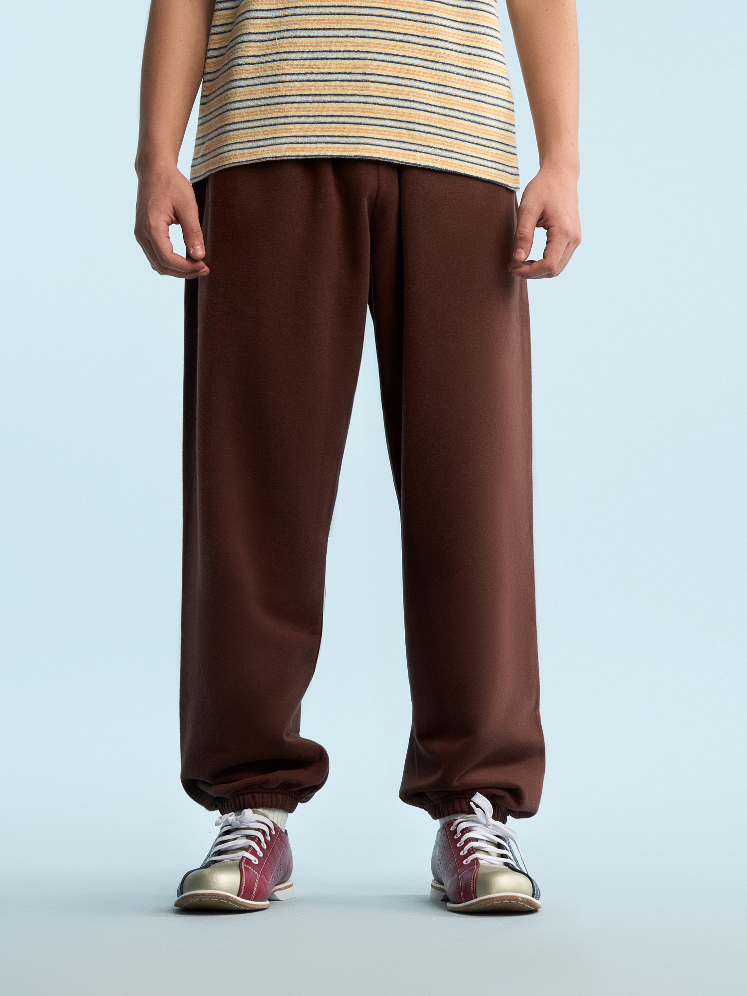 JOGGERS