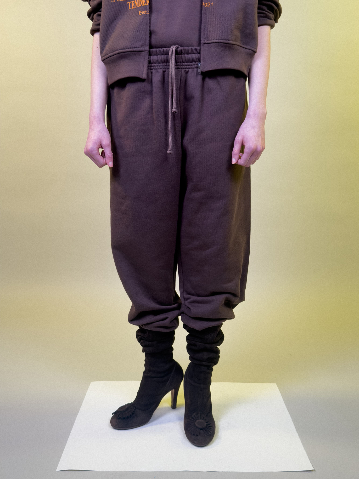 JOGGERS