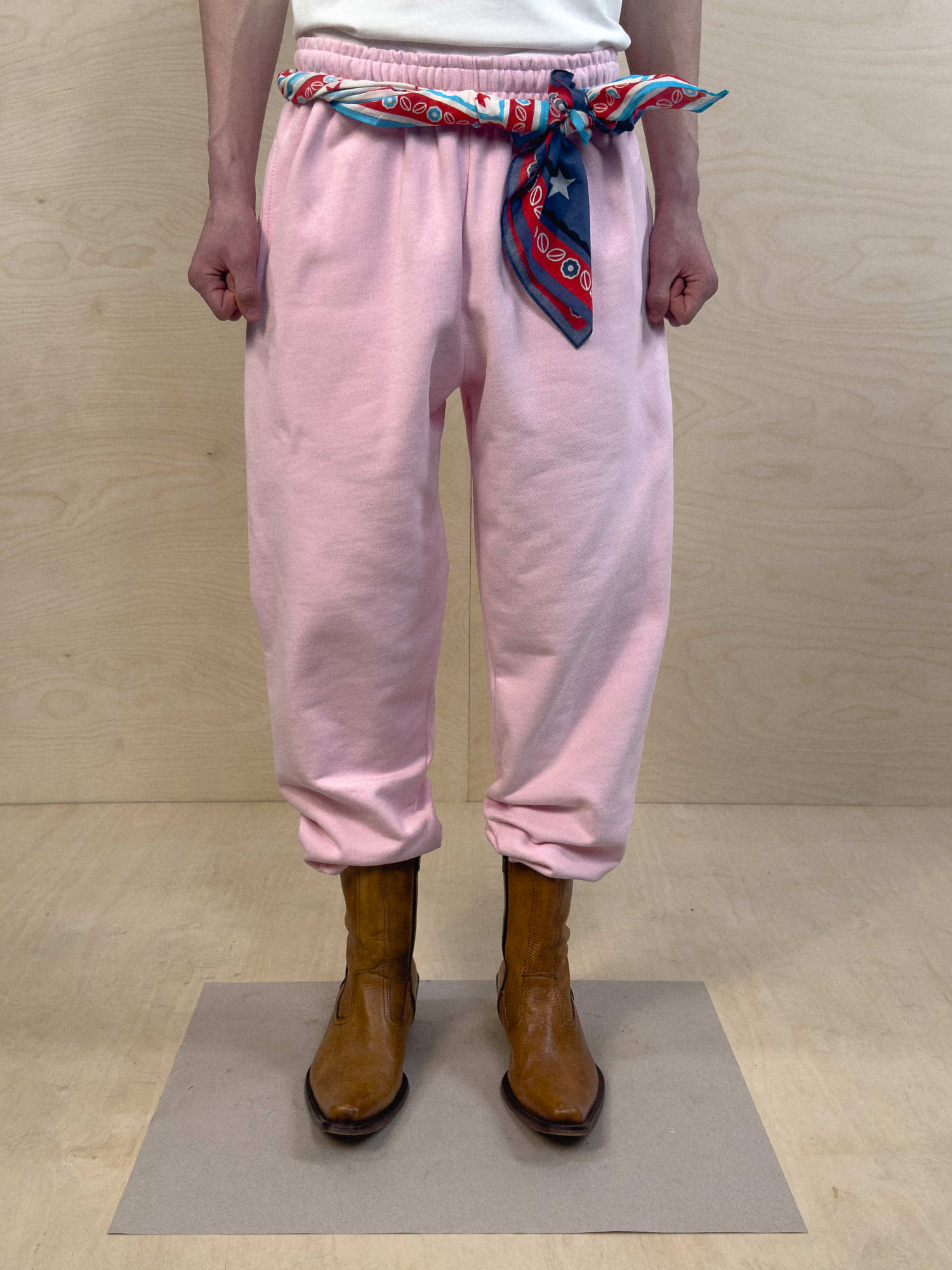 JOGGERS